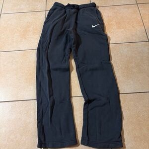 Nike Sportswear Club Fleece Boys Joggers Black White Swoosh Size L